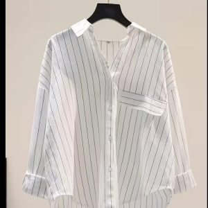 Kemeja Salur Wanita